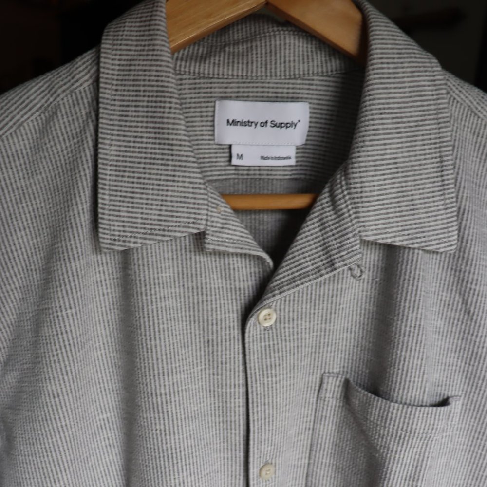 Ministry of Supply SeerSucker Hybrid Shirt Medium